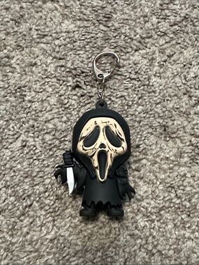 Scream Ghost Face Keychain - Aged